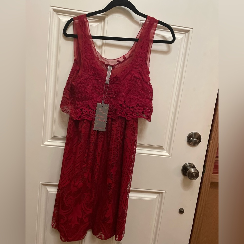 NWT.  Red Lace short - mini dress in Medium.